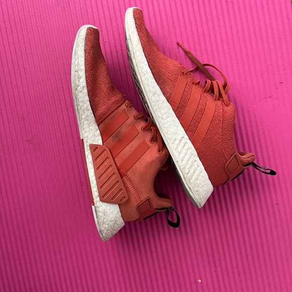 Adidas NMD R1 - Picture 1 of 6